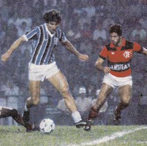 Renato Gaúcho em ação pelo Grêmio em 1984